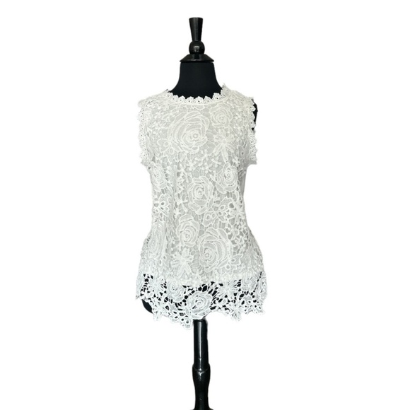 Tops - Knitted Floral Tank Top